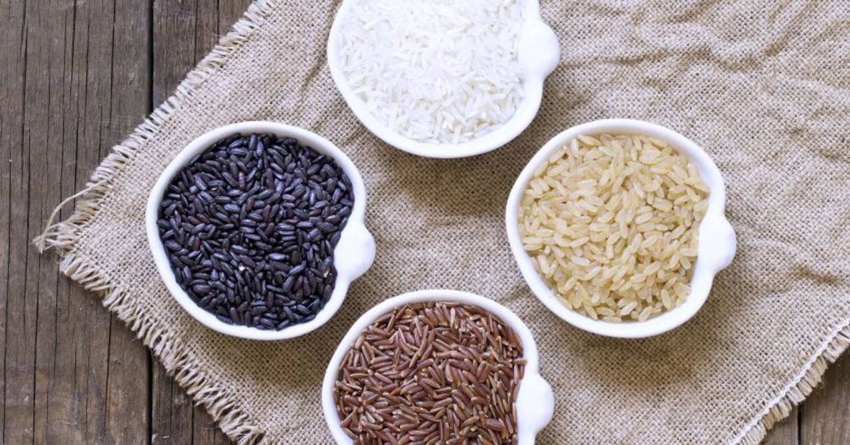 arroz negro con sepia y alioli casero