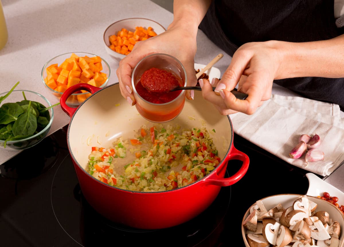 Paso 3 de la receta Arroz caldoso con verduras y limón