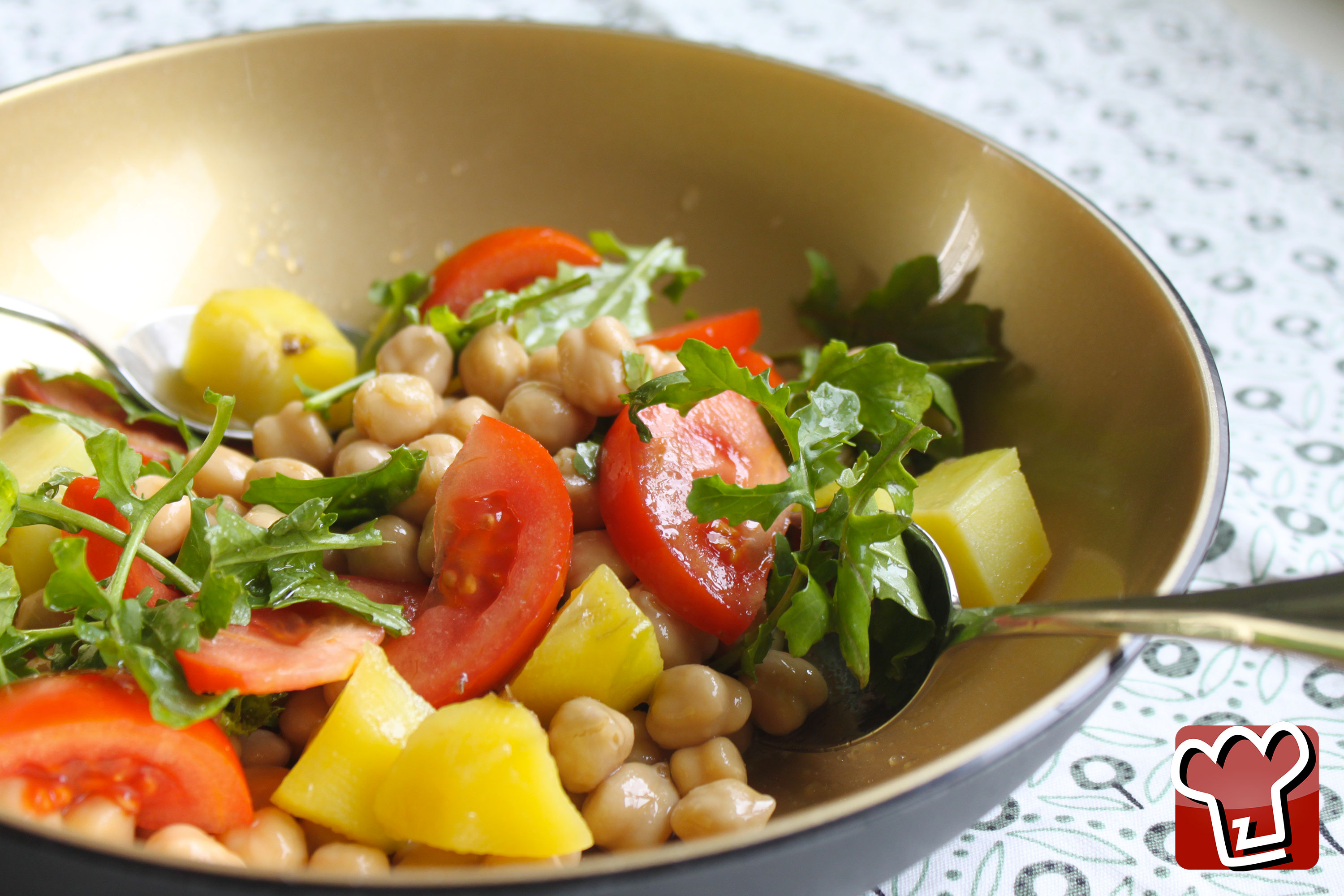 Paso 5 de la receta Ensalada de garbanzos con patatas y romero